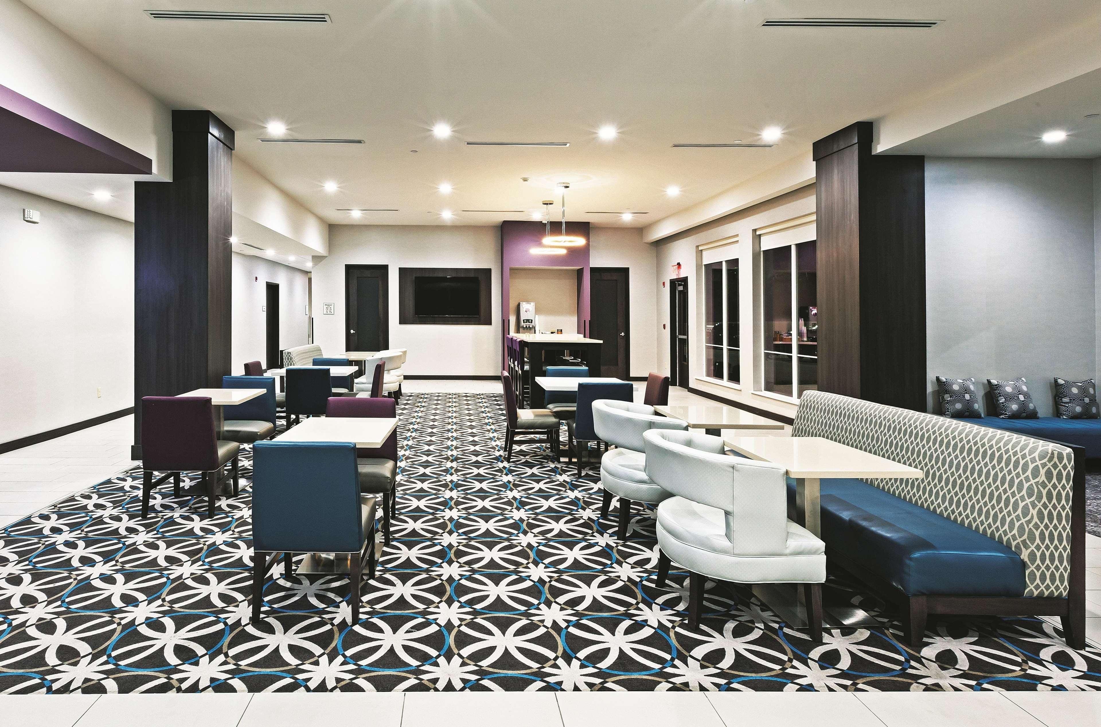 La Quinta By Wyndham Claremore Экстерьер фото